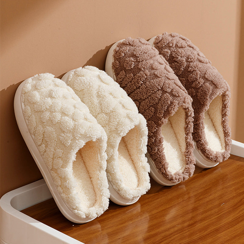 Flauschige Fleece-Hausschuhe aus weichem Plüsch