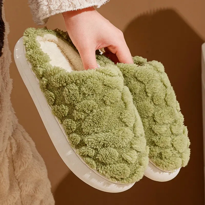 Flauschige Fleece-Hausschuhe aus weichem Plüsch