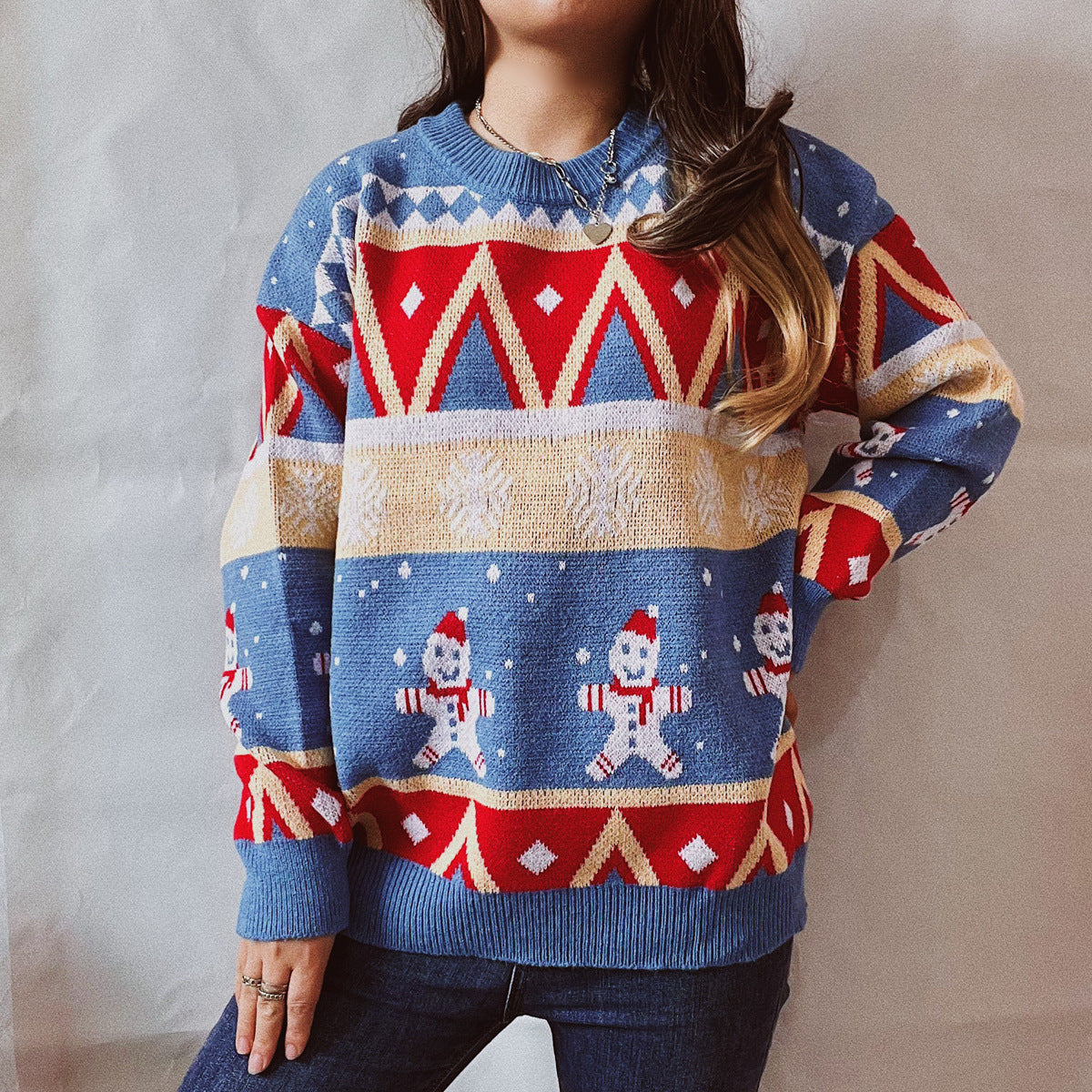 Weihnachtspullover mit lässigem Schneemann-Strickmuster