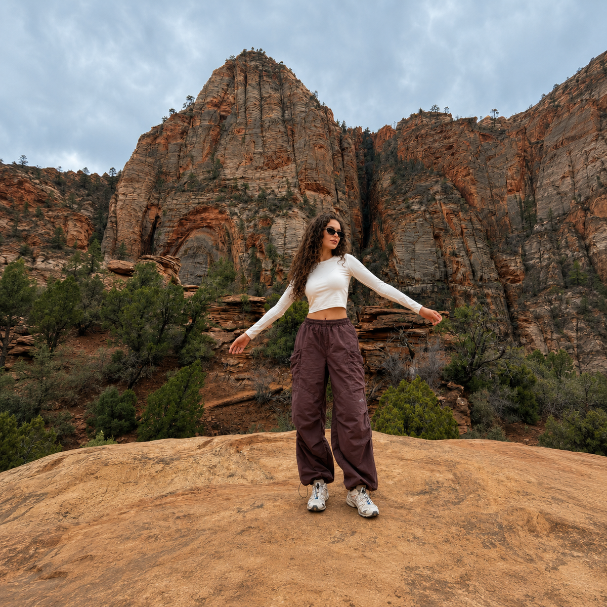 Lightweight Baggy Cargo Parachute Pants With Elastic Waist