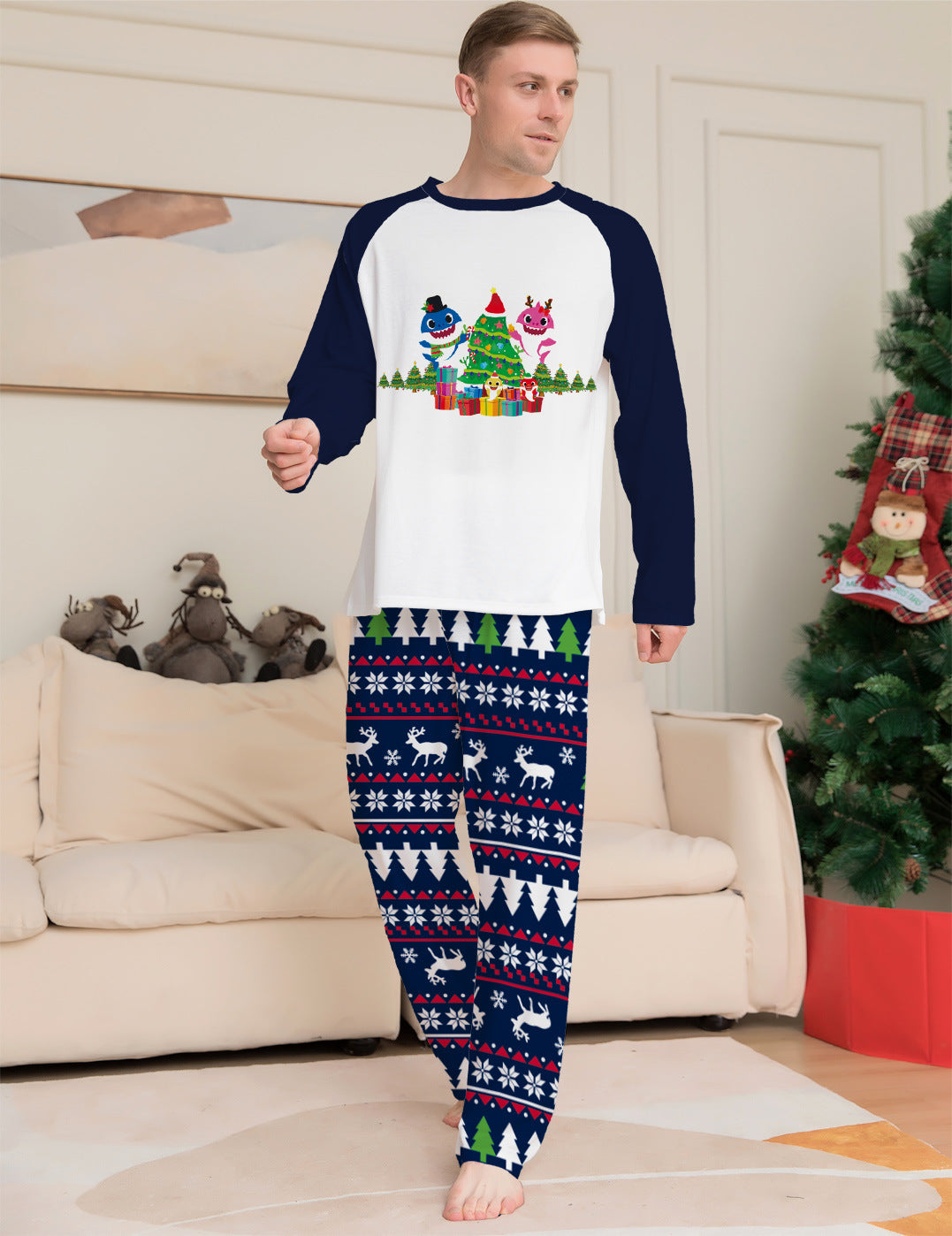 Ensemble de pyjamas assortis pour la famille, imprimé arbre de Noël, dessin animé