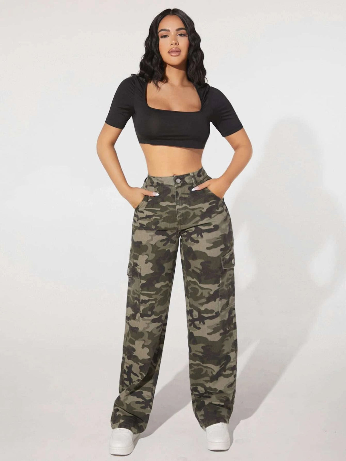 Camo Print Flap Pocket Side High Waist Cargo Jeans