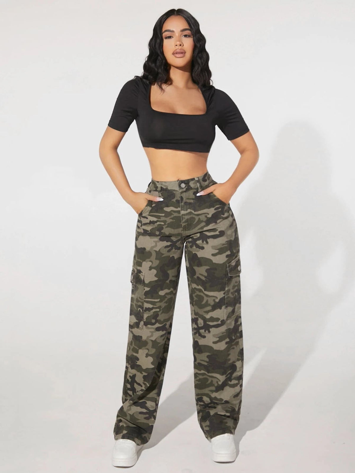 Camo Print Flap Pocket Side High Waist Cargo Jeans