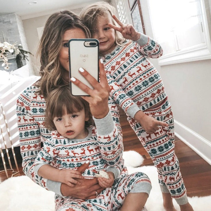 Classic Christmas Printed Family Matching Pajamas Set