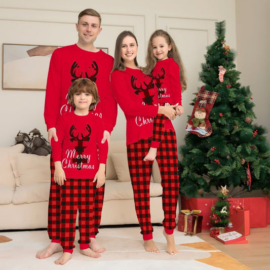 Passende Weihnachts-Familienpyjama-Set „Shadow Elk“.