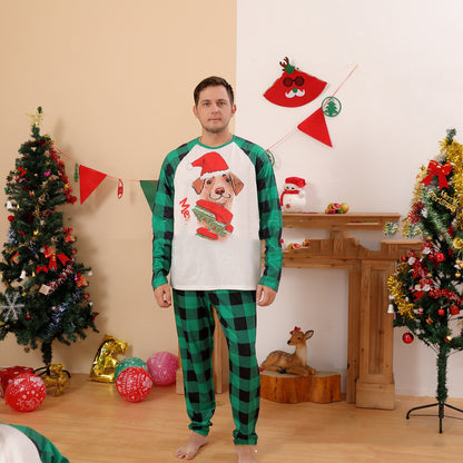 Weihnachtsmann-Welpen-bedrucktes, passendes Familien-Pyjama-Set