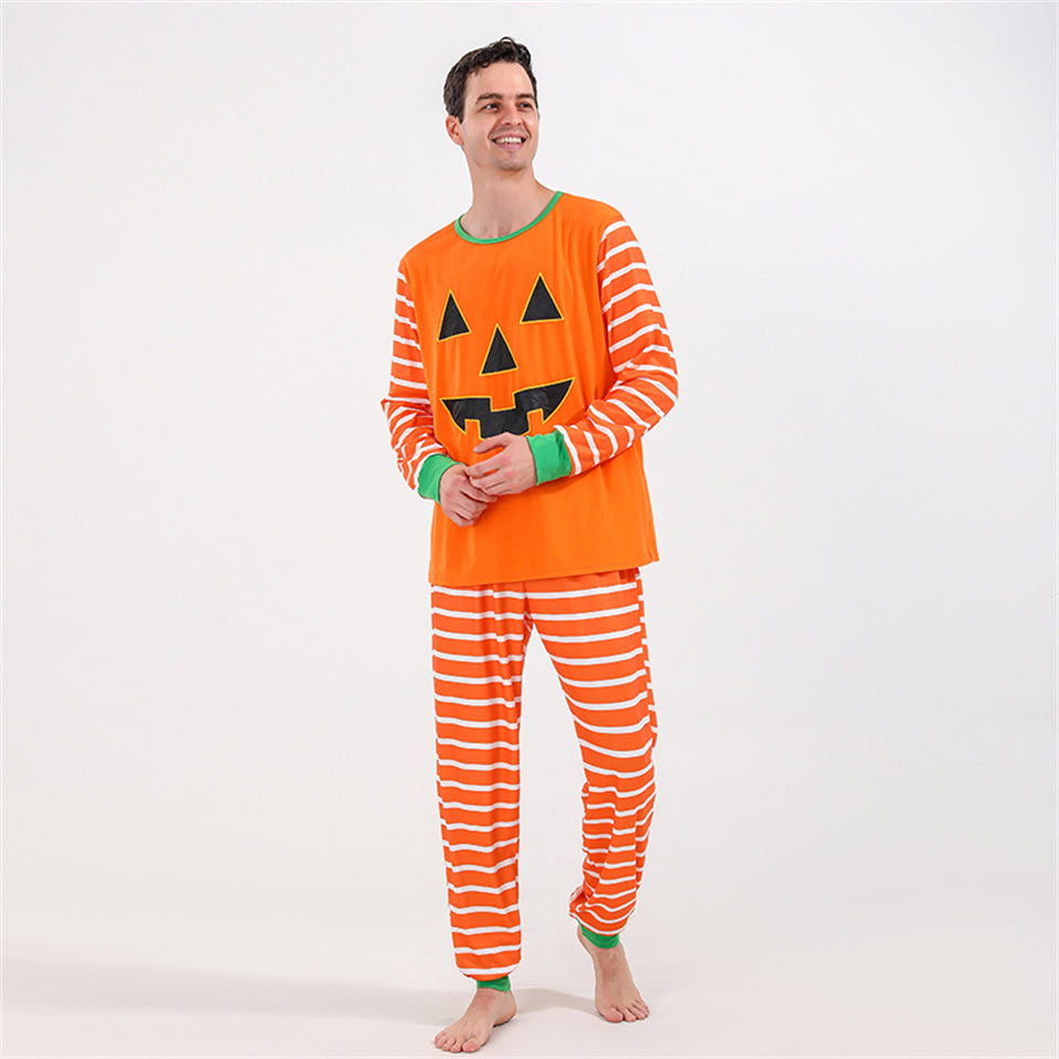 Passendes Familien-Pyjama-Set mit Halloween-Kürbis-Aufdruck