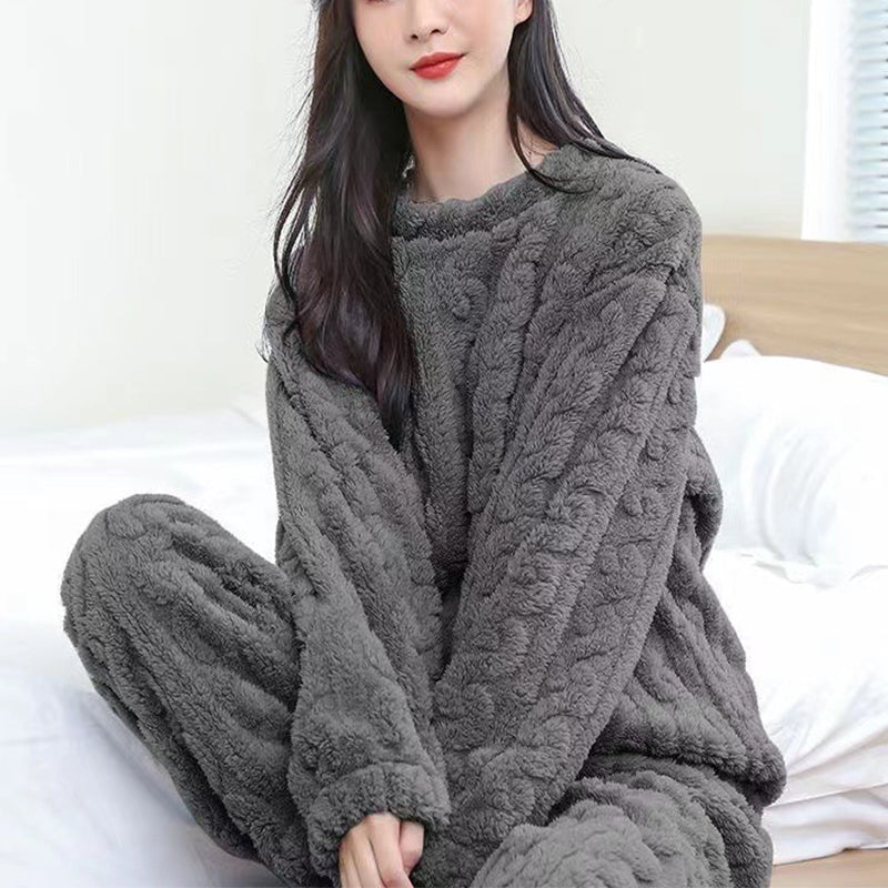 Lässiges, langärmliges Pullover-Pyjama-Set aus verdicktem Korallensamt