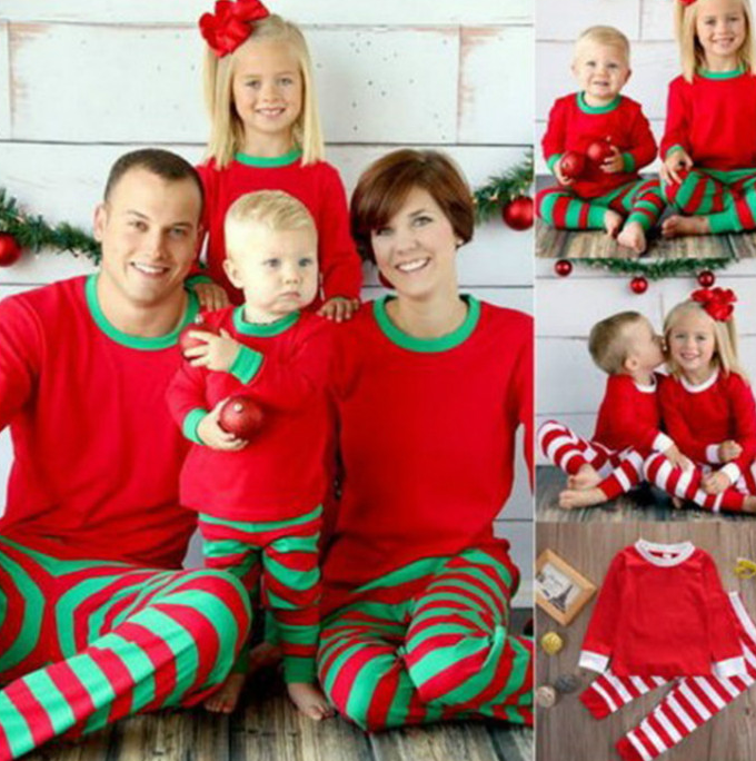 Ensemble de pyjama assorti pour la famille de Noël à bandes imprimées