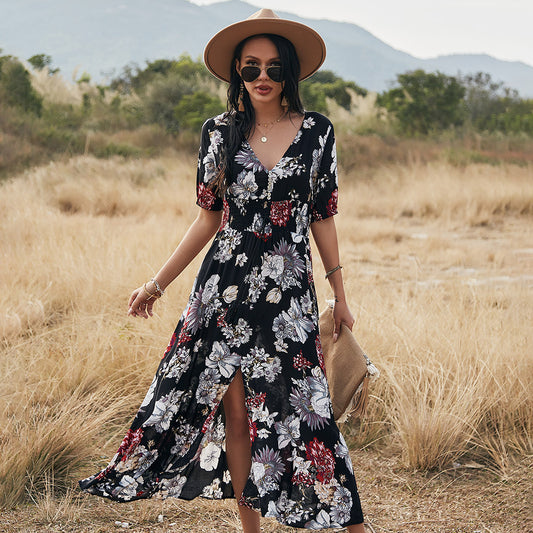 Geblümtes Sommer-Strandkleid