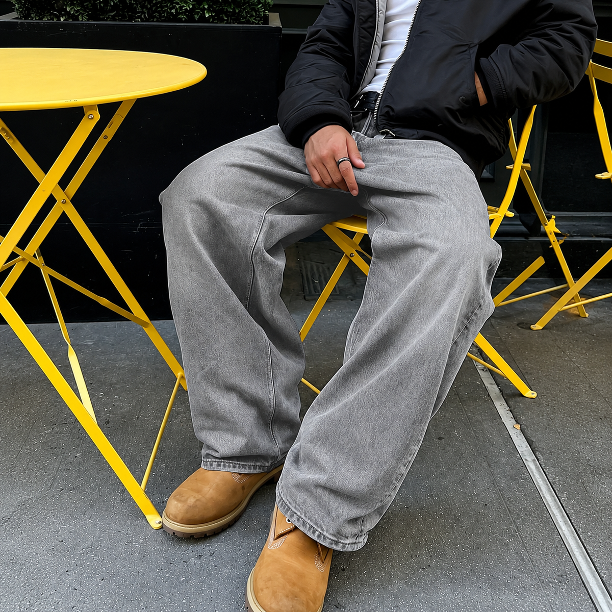 Versatile Loose Vintage Themed Denim Jeans For Men
