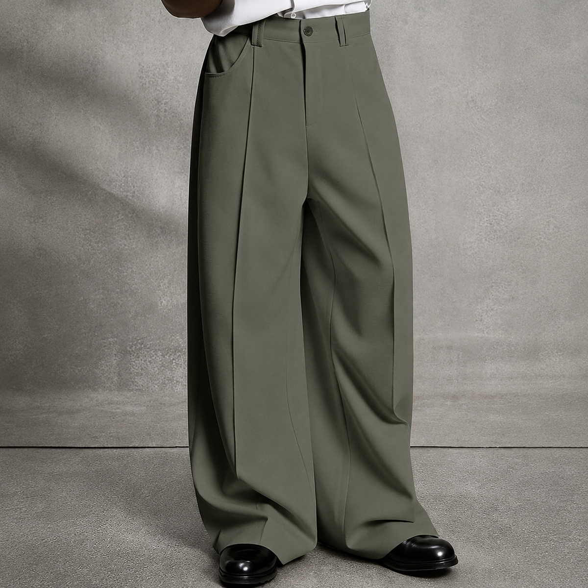 Loose Fit Casual Trousers With Classic Pocket Design For Men