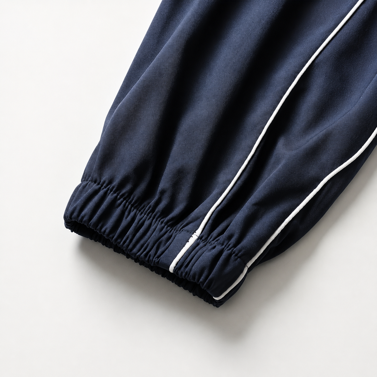 Reflective Stripe Jogger Pants With Elastic Cuffs For Men
