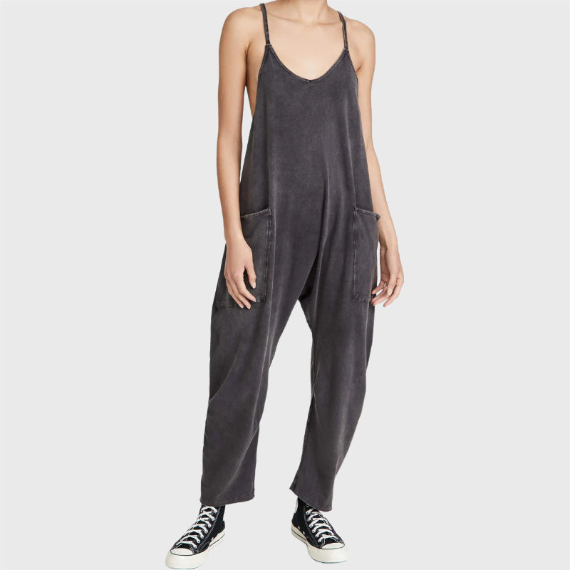 Modischer Jumpsuit mit Sling-Tasche