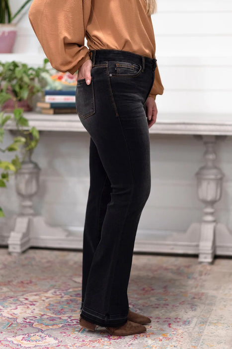 Judy – Bootcut-Jeans mit erhöhtem Bund