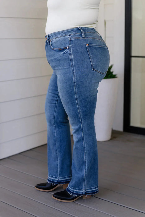 Judy – Bootcut-Jeans mit erhöhtem Bund