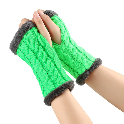 Mit Fleece gefütterte, flauschige Twist-Strickhandschuhe