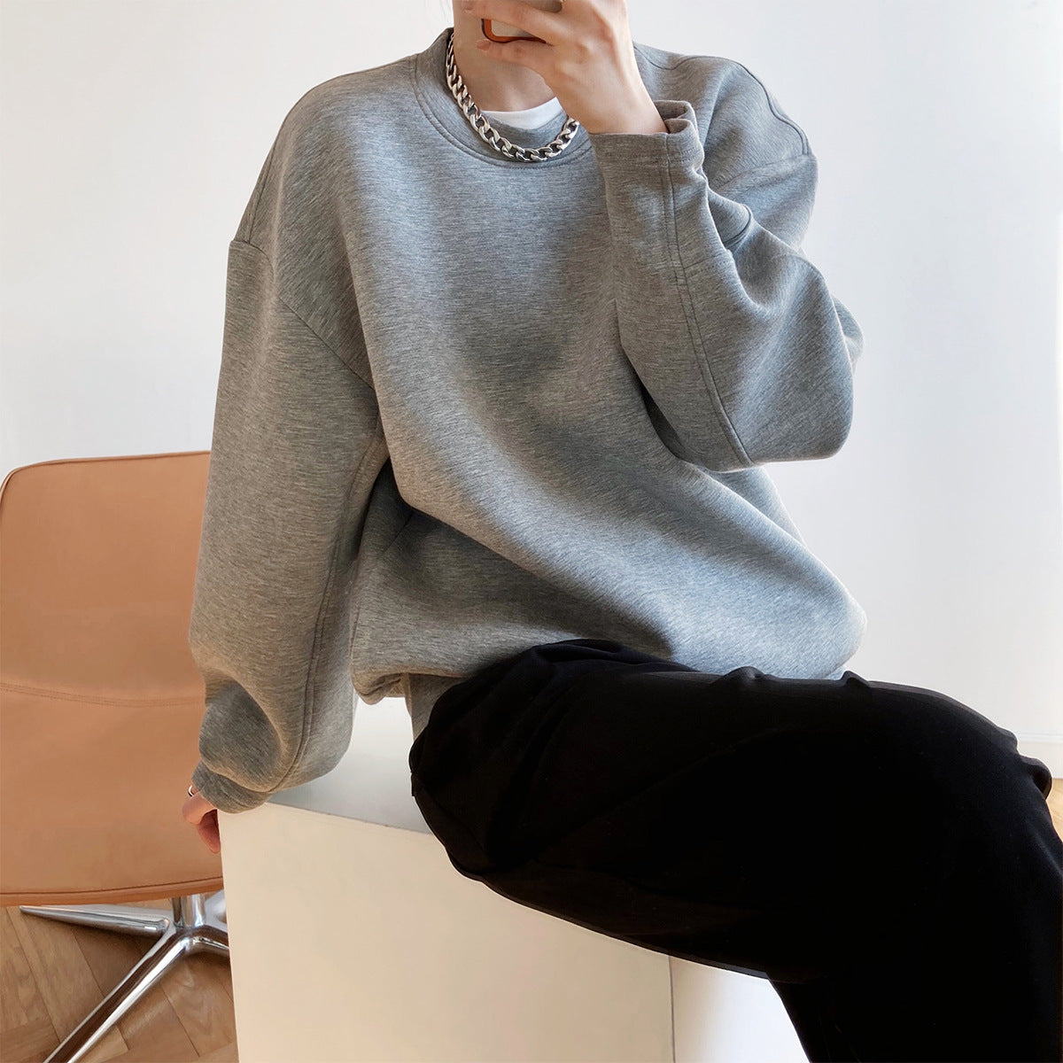 Thin Loose Idle Air Layer Sweatshirt