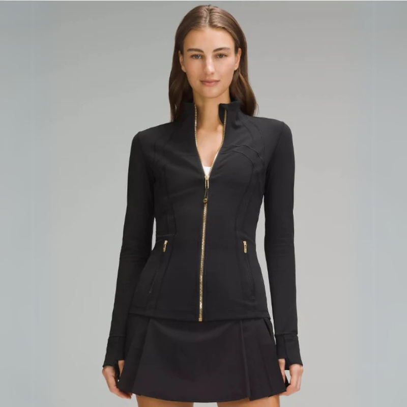 Contoured Zip Jacket For Everyday Fitness And Style