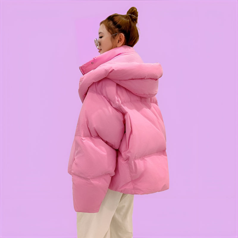 Kurze Kapuzenjacke mit Puffärmeln und wattierter Baumwolle