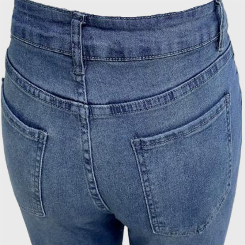 Slim-Fit-Jeans aus ausgestelltem Denim