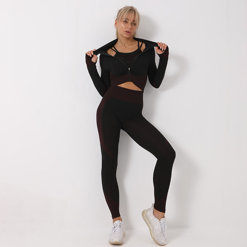 Ensemble de vêtements de sport 3 pièces avec haut court, soutien-gorge et leggings sans couture