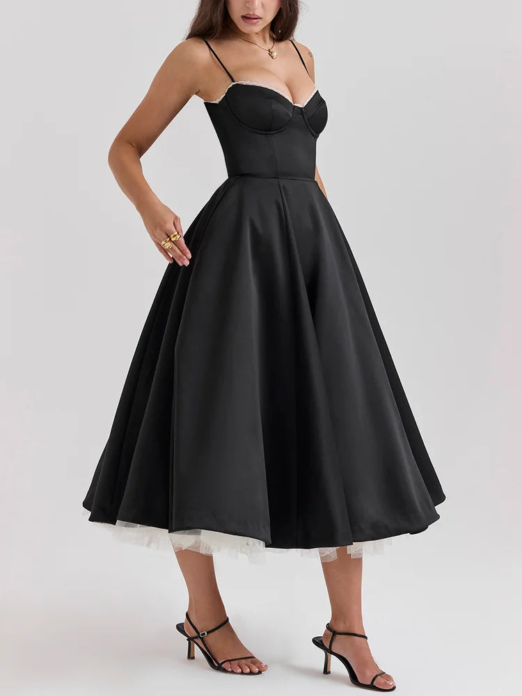 Robe mi-longue trapèze à taille cintrée et décolleté en cœur