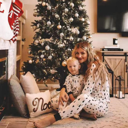 Weihnachts-Pyjama-Set mit Motiv „Tiny Tree“ für die ganze Familie