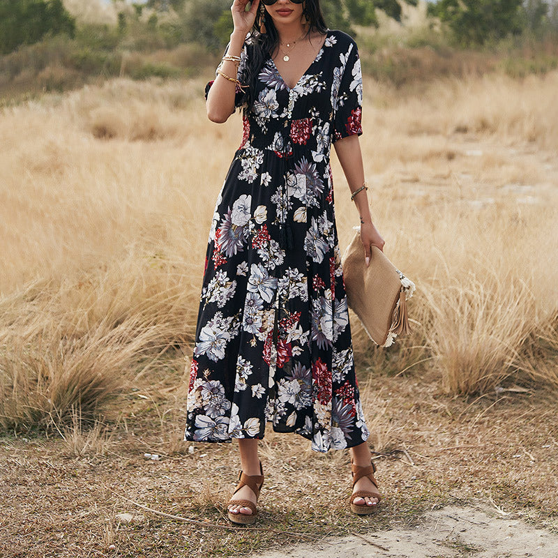 Geblümtes Sommer-Strandkleid