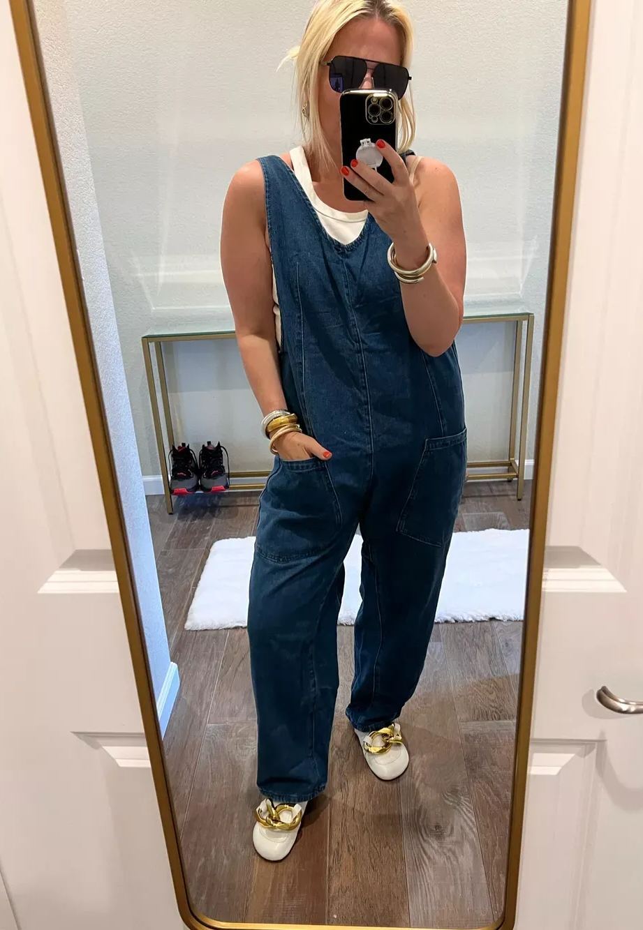 Stylischer Jeans-Overall mit Taschen