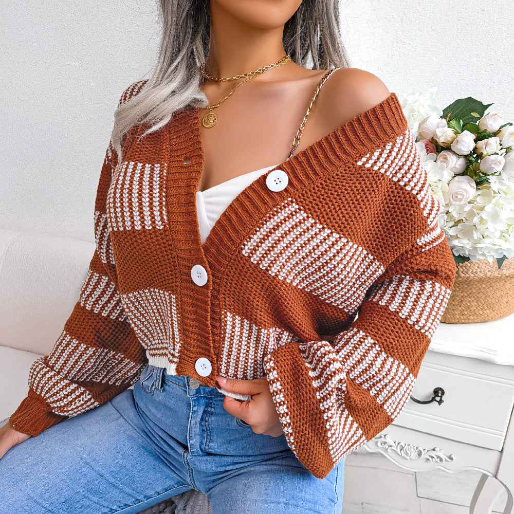 Eleganter, gestreifter Pullover-Cardigan mit Laternenärmeln