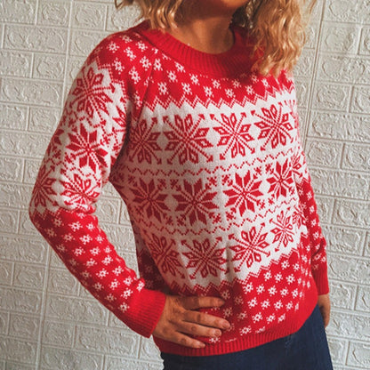 Weihnachtlich lässiger Schneeflocken-Strickpullover