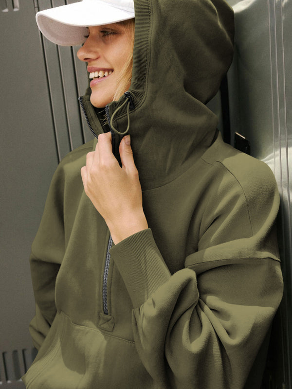 Athletischer Kapuzenpullover mit Kordelzug, langen Ärmeln und halbem Reißverschluss